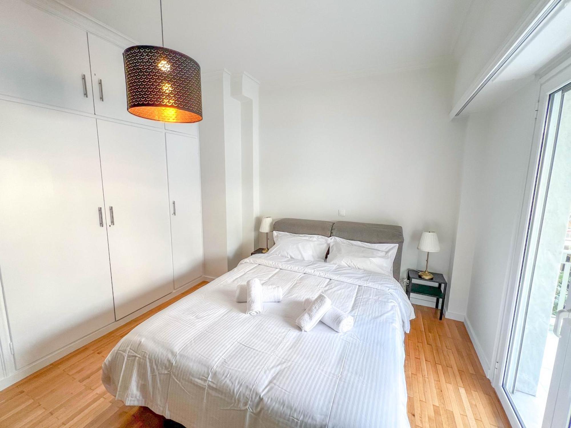 Family Two Bedroom Apartment Benaki アテネ エクステリア 写真