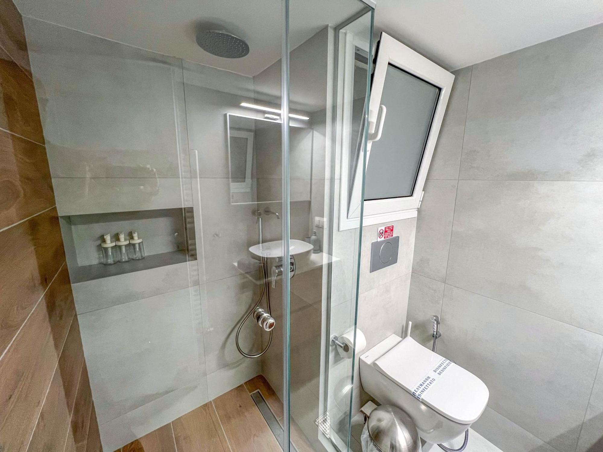 Family Two Bedroom Apartment Benaki アテネ エクステリア 写真